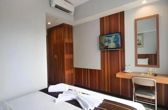 Hadi Poetra Hotel